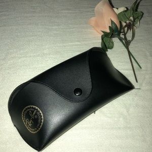 Ray-Ban Case/ Free with Purchase of $35